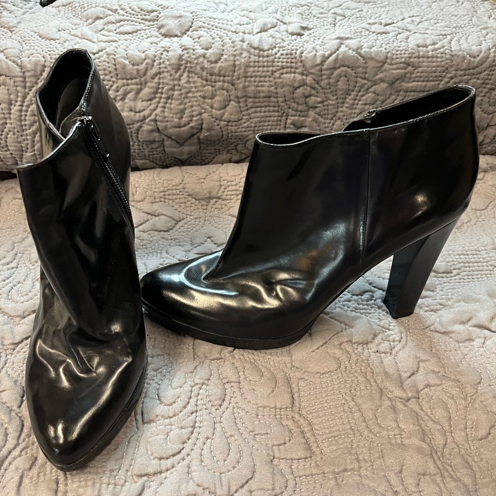Nine West Patent Black Ankle Boots